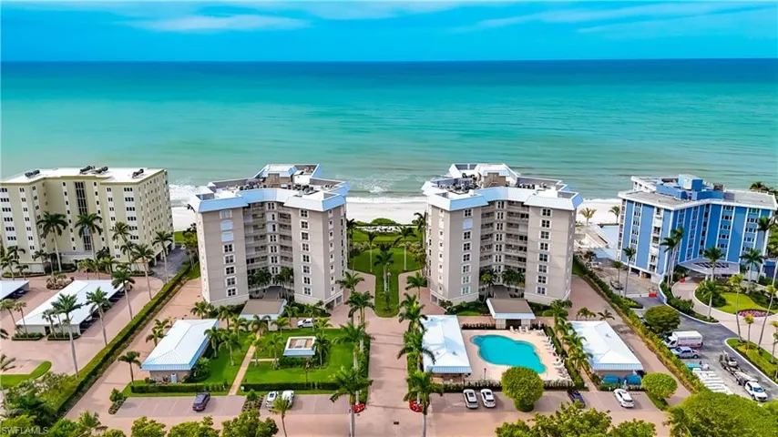2905 Gulf Shore Blvd N 803, Naples, Florida 34103