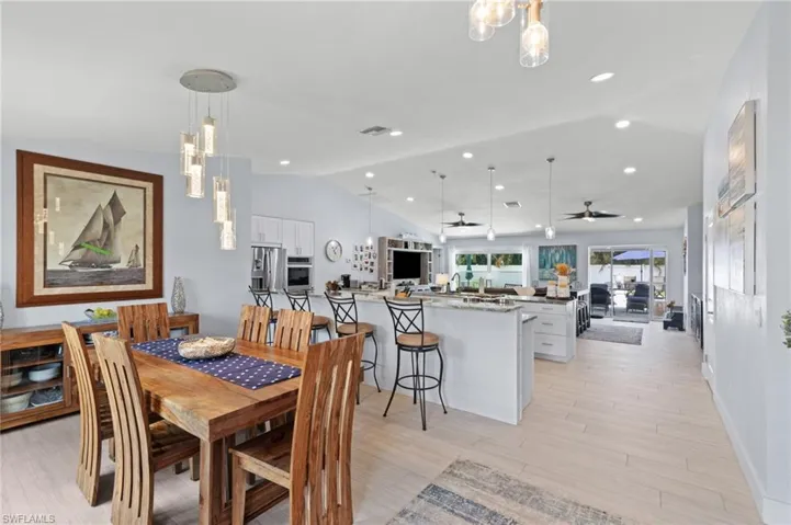 2914 Se 8th Ave, Cape Coral, Florida 33904