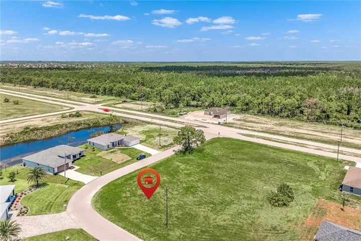 909 Nw 30th St, Cape Coral Fl 33993