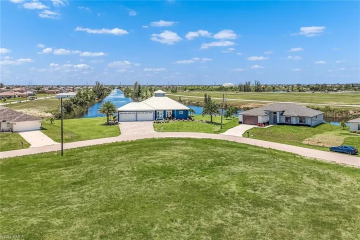 909 Nw 30th St, Cape Coral Fl 33993