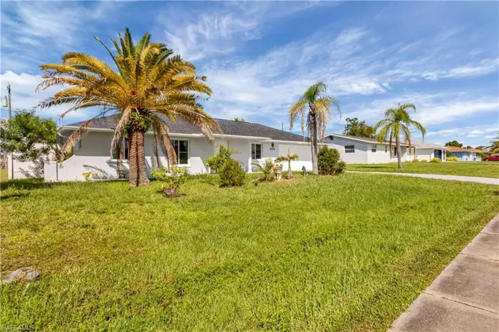 2339 Lake View Blvd, Port Charlotte, Florida 33948