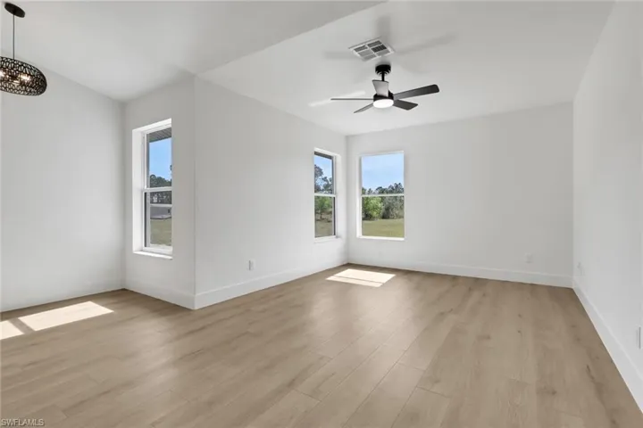 3760  50th NE AVE, Naples, FL 34120