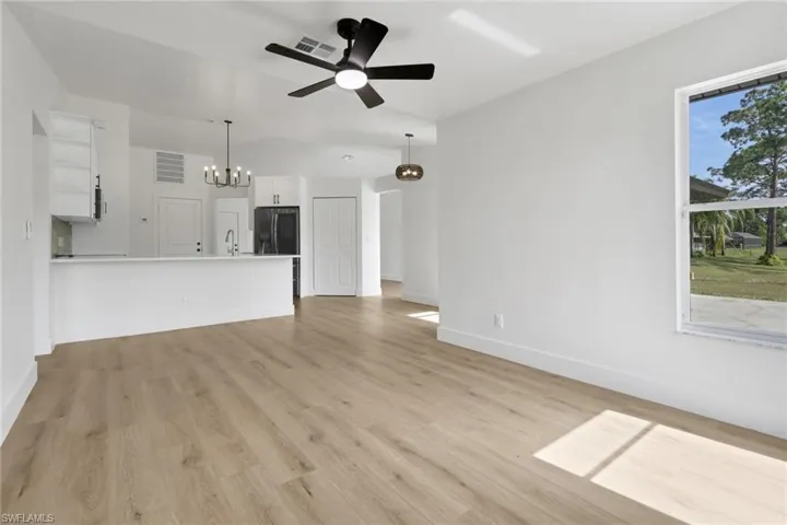3760  50th NE AVE, Naples, FL 34120