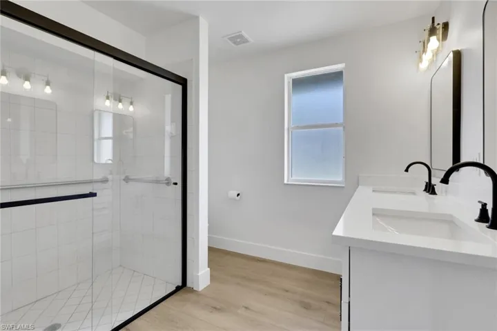3760  50th NE AVE, Naples, FL 34120
