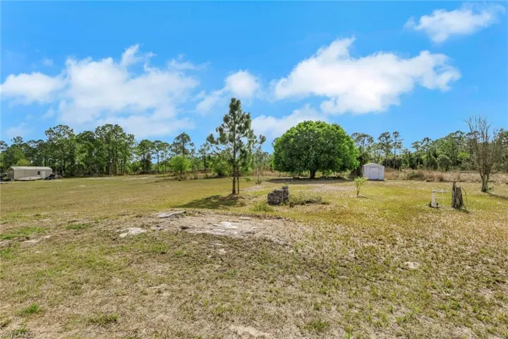 3760  50th NE AVE, Naples, FL 34120