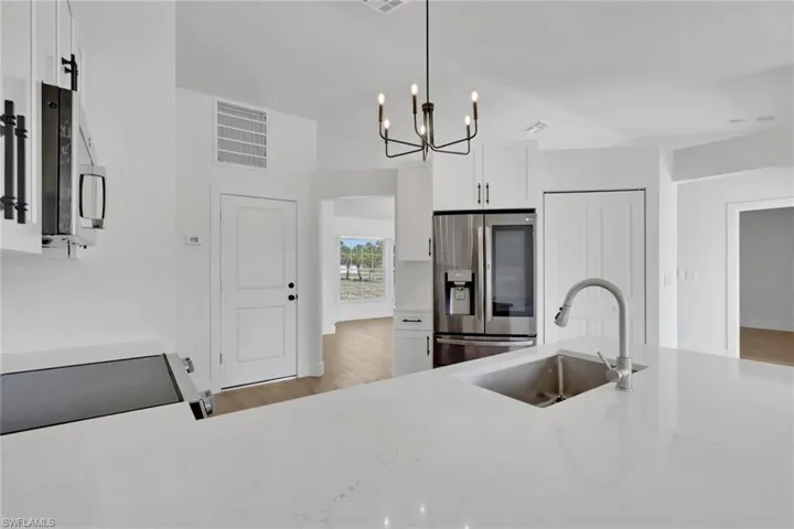 3760  50th NE AVE, Naples, FL 34120
