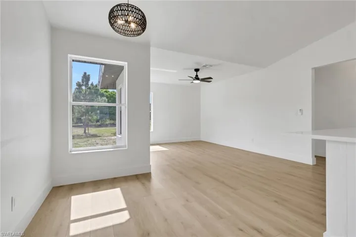 3760  50th NE AVE, Naples, FL 34120