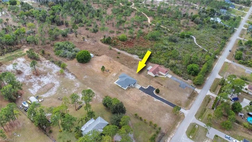 3760  50th NE AVE, Naples, FL 34120