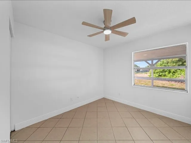 2253  10th  CT, Lehigh Acres, FL 33936