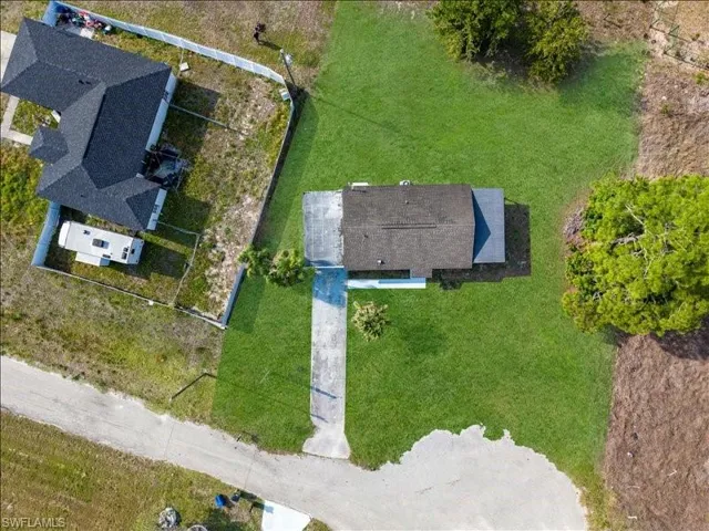 2253  10th  CT, Lehigh Acres, FL 33936