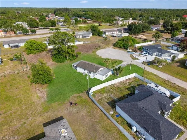 2253  10th  CT, Lehigh Acres, FL 33936