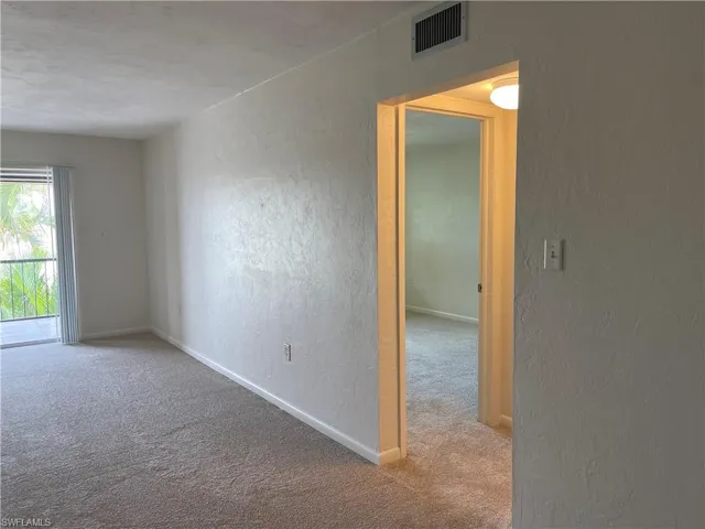 2079 Barkeley Ln 19, Fort Myers, Florida 33907