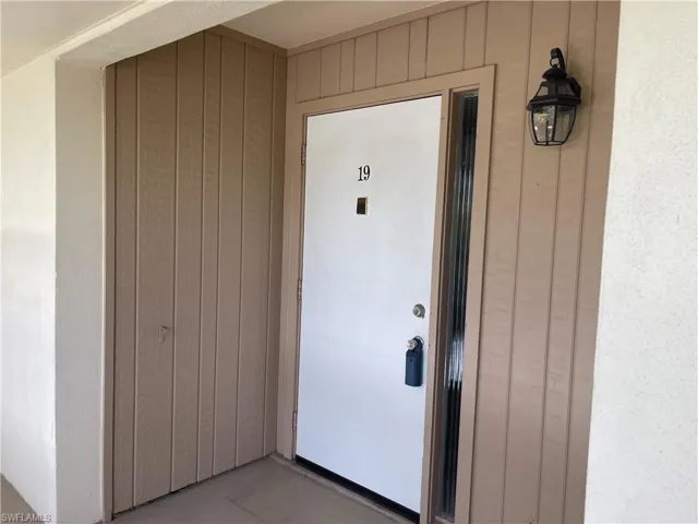 2079  Barkeley  LN, Fort Myers, FL 33907
