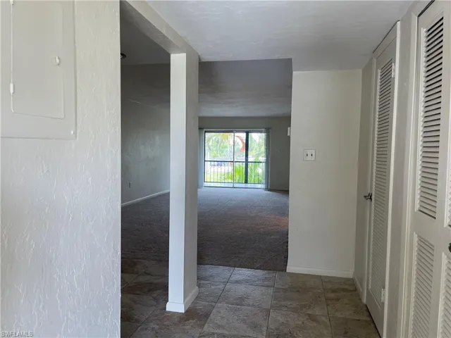 2079  Barkeley  LN, Fort Myers, FL 33907