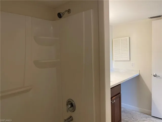 2079 Barkeley Ln 19, Fort Myers, Florida 33907