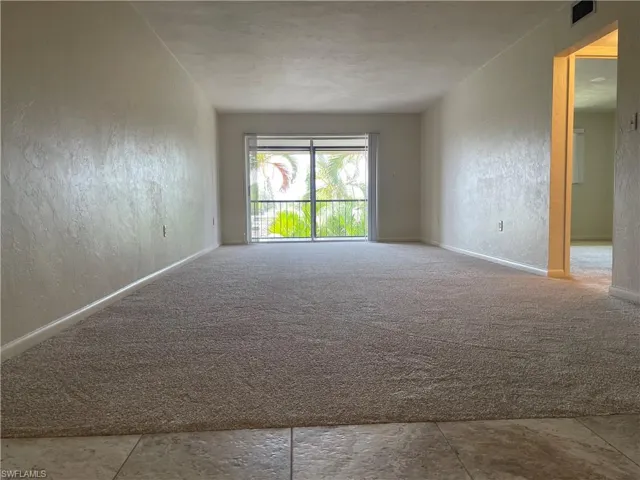 2079  Barkeley  LN, Fort Myers, FL 33907