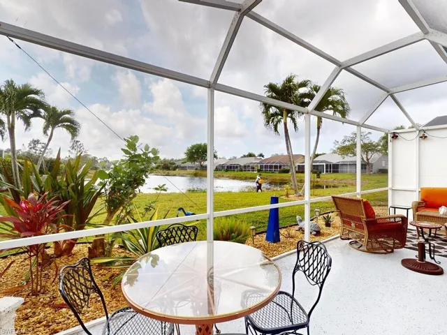 5512  Whitten  DR, Naples, FL 34104