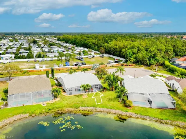5512  Whitten  DR, Naples, FL 34104
