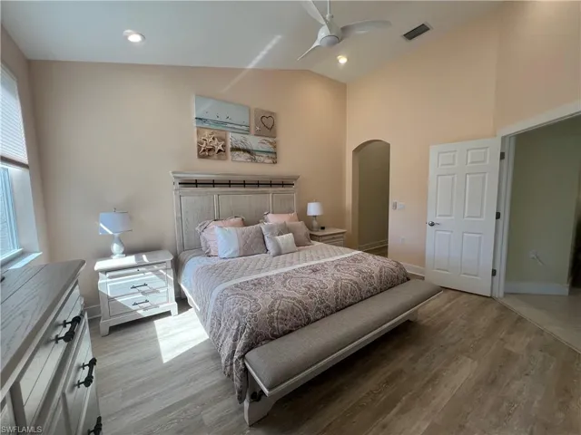 6809  Ascot  DR, Naples, FL 34113