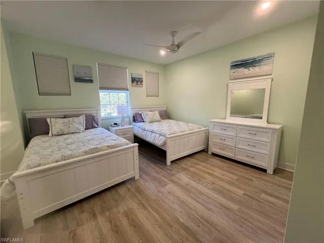 6809  Ascot  DR, Naples, FL 34113