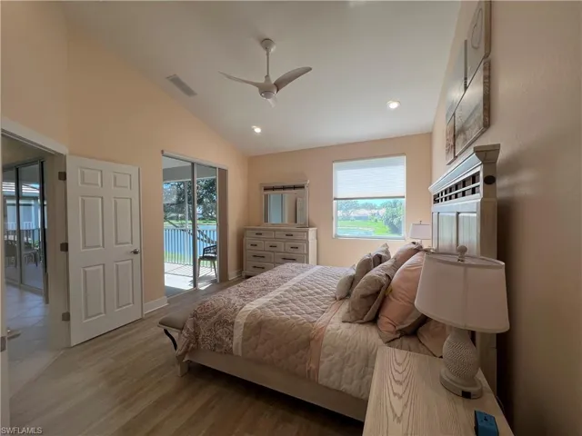 6809  Ascot  DR, Naples, FL 34113