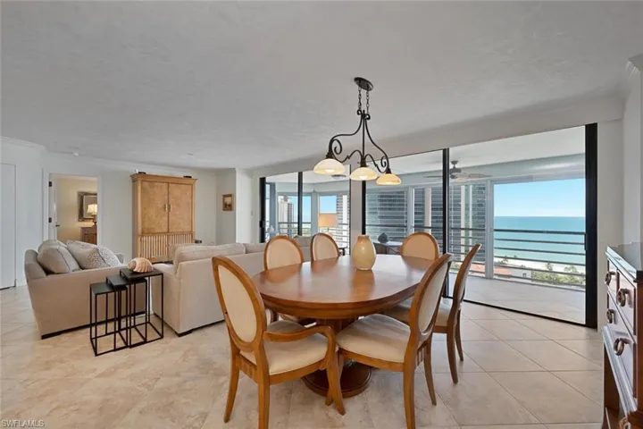 4751  Gulf Shore N BLVD, Naples, FL 34103