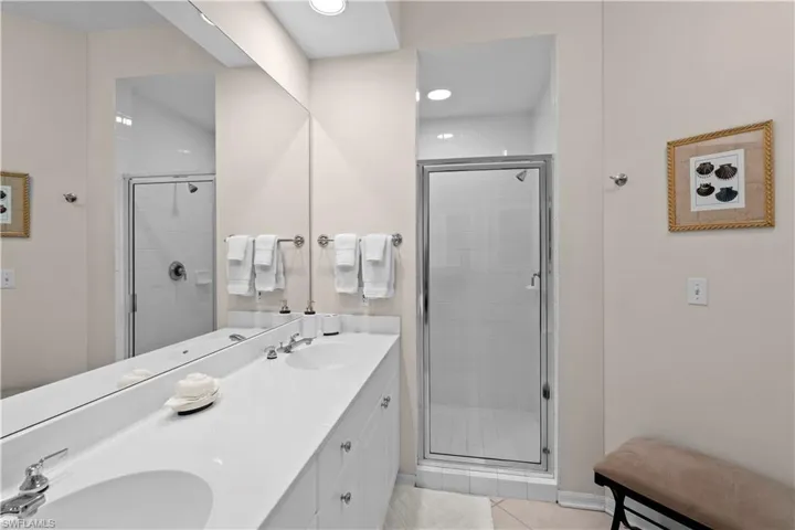 400  Flagship  DR, Naples, FL 34108