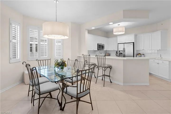 400  Flagship  DR, Naples, FL 34108