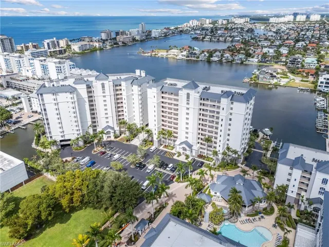 400  Flagship  DR, Naples, FL 34108