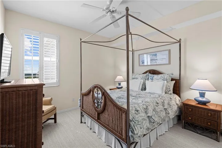 400  Flagship  DR, Naples, FL 34108