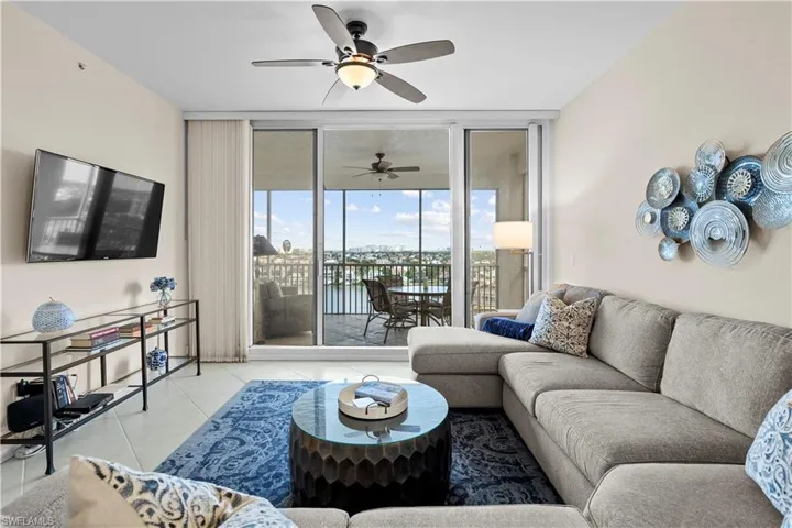 400  Flagship  DR, Naples, FL 34108