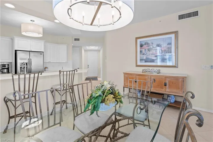 400  Flagship  DR, Naples, FL 34108
