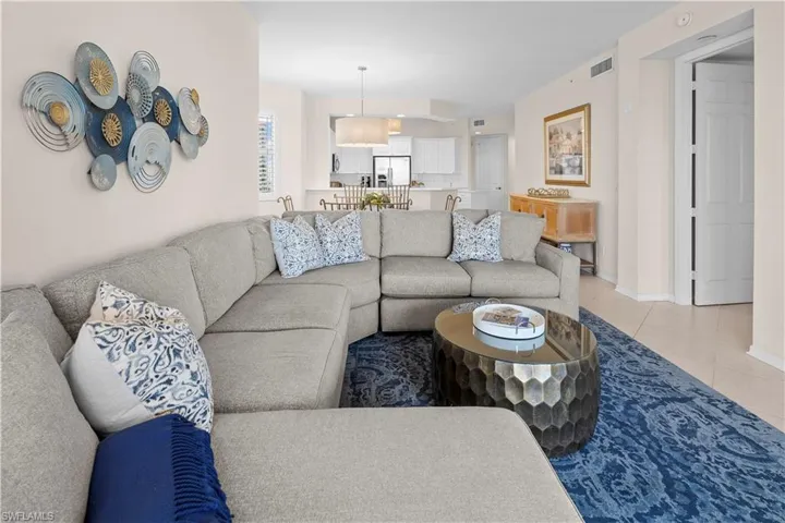 400  Flagship  DR, Naples, FL 34108
