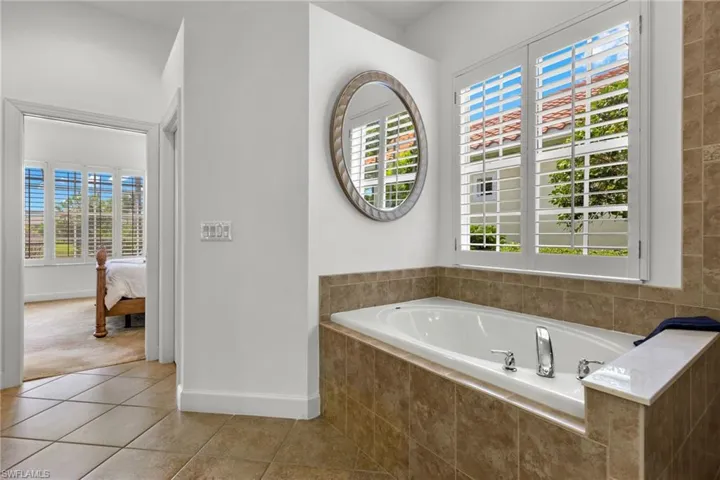 11115  Laughton  CIR, Fort Myers, FL 33913
