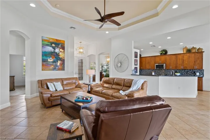 11115  Laughton  CIR, Fort Myers, FL 33913