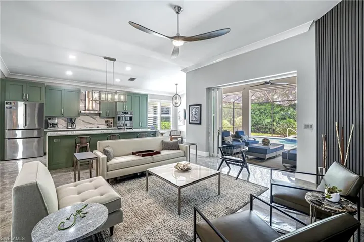 8844  Ventura  WAY, Naples, FL 34109