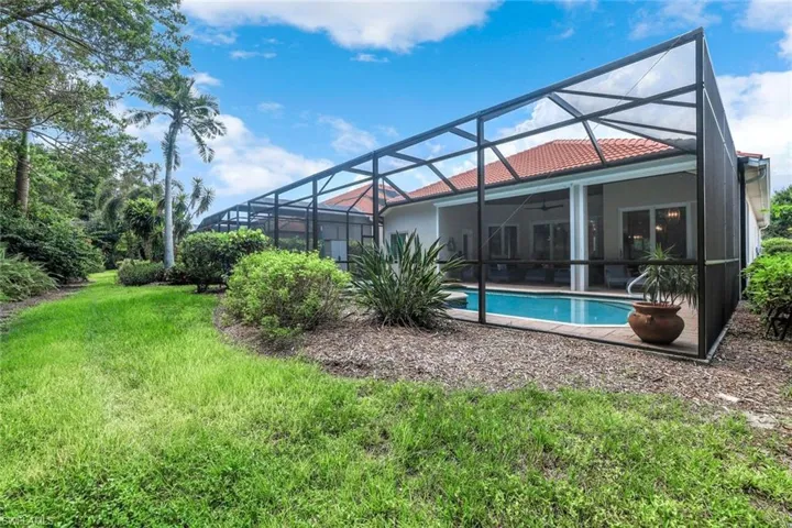 8844  Ventura  WAY, Naples, FL 34109