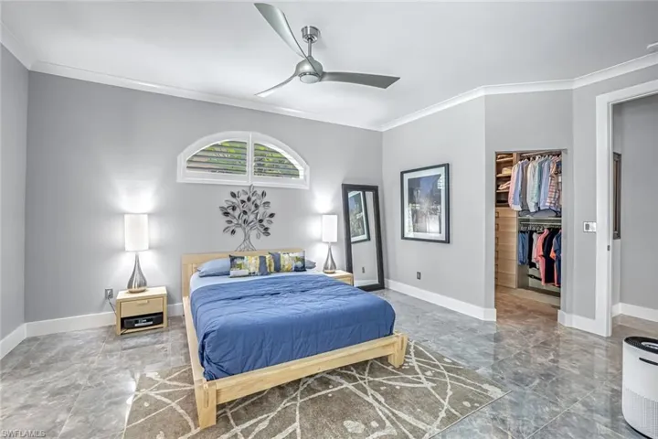 8844  Ventura  WAY, Naples, FL 34109