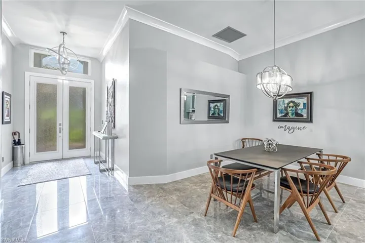8844  Ventura  WAY, Naples, FL 34109