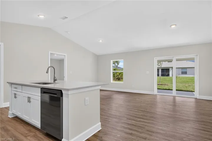 2809 Nw 5th Pl, Cape Coral, Florida 33993