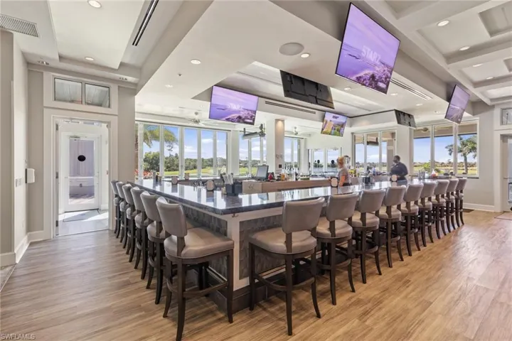 Colonial CC Sunset Grille  and Bar area