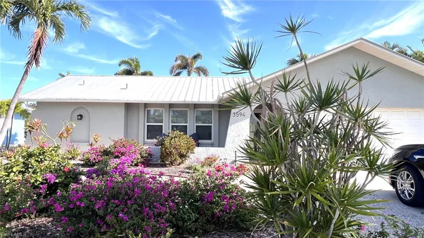 3594 Rita Ln, St. James City, Florida 33956