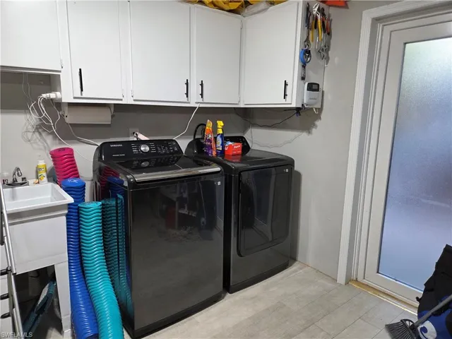 3594 Rita Ln, St. James City, Florida 33956