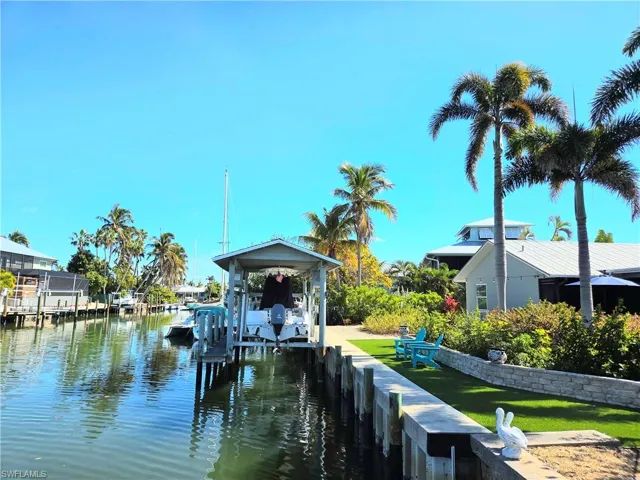 3594 Rita Ln, St. James City, Florida 33956