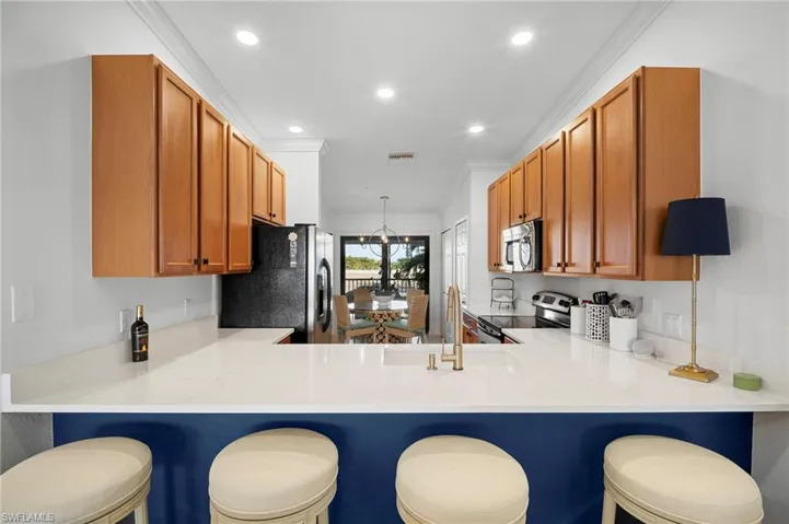 10026  Siesta Bay  DR, Naples, FL 34120