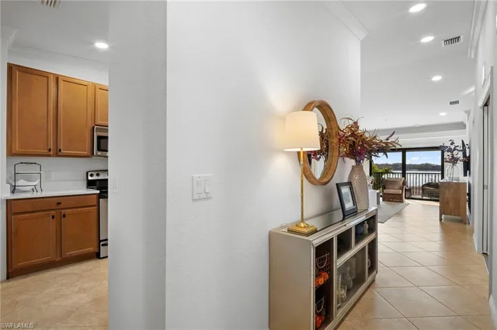 10026  Siesta Bay  DR, Naples, FL 34120