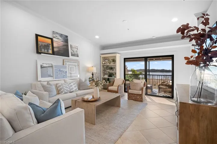 10026  Siesta Bay  DR, Naples, FL 34120