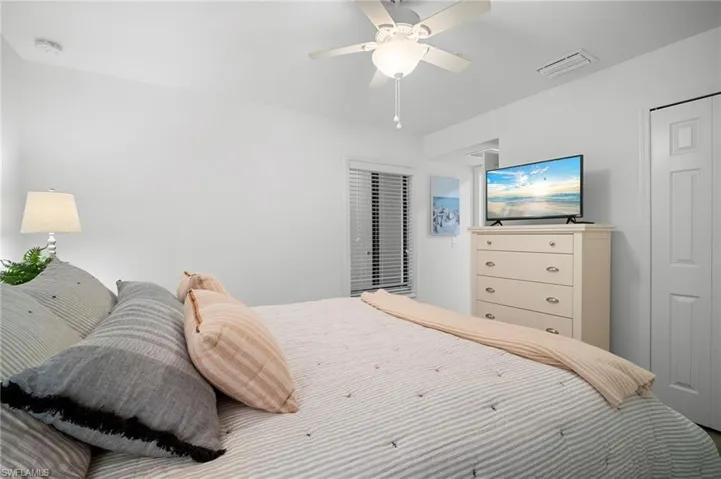 10026  Siesta Bay  DR, Naples, FL 34120