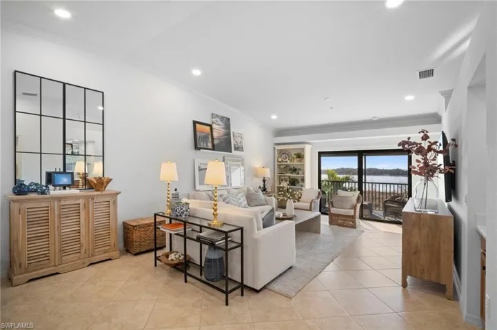 10026  Siesta Bay  DR, Naples, FL 34120