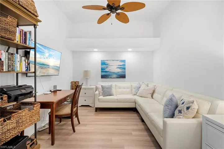 10026  Siesta Bay  DR, Naples, FL 34120